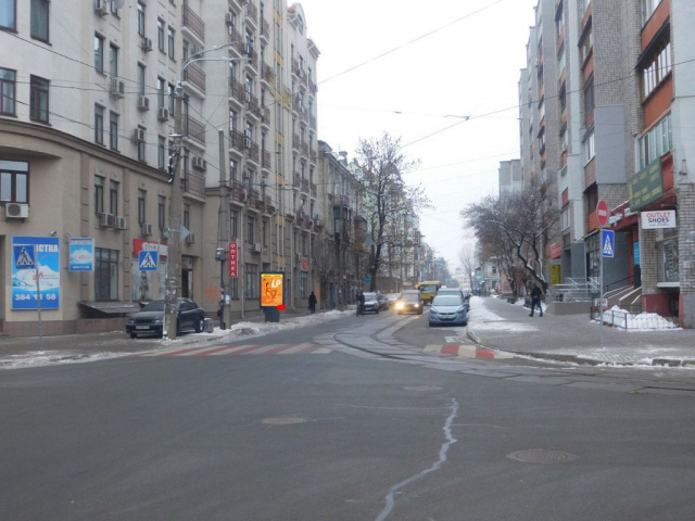 Сітіскролл 1.2x1.8,  Межигірська вул. 34