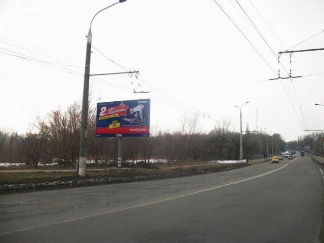 Щит 6x3,  Героїв Крут вул., з'їзд з моста