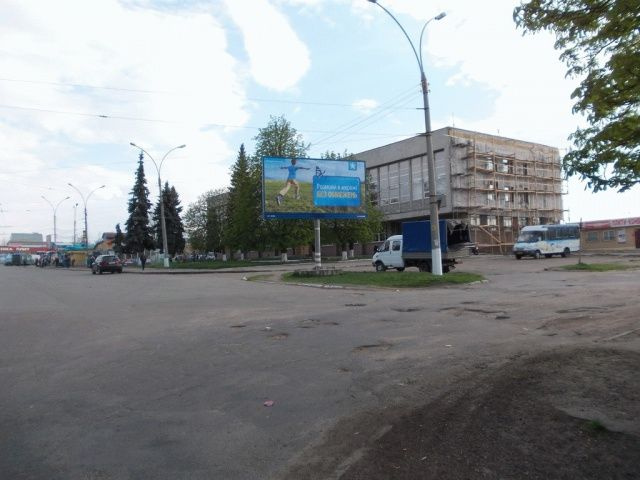 Щит 6x3,  Бандери вул., біля  Жуковського вул., Автовокзалу