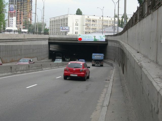 Міст 8x2,  Чоколівський бул., Севастопольська пл., до Деміївської пл.