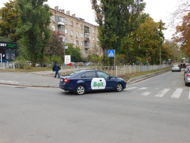 Сітілайт 1.2x1.8, Примаченко Марії бульв. 1/27, бульварна частина Сітілайт 1.2x1.8, Примаченко Марії бульв. 1/27, бульварна частина