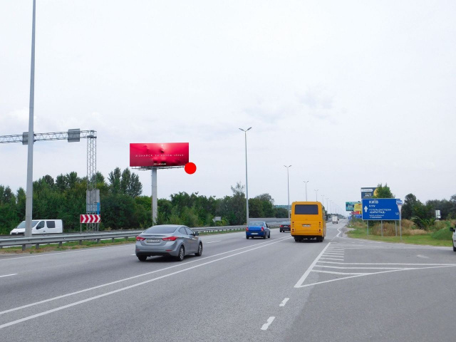 Суперборд 12x4,  Виїзд з Києва, в сторону Житомира, біля повороту на Мілу, до котедж.городку Міла Петрушки  Выезд из Киева, в сторону Жит