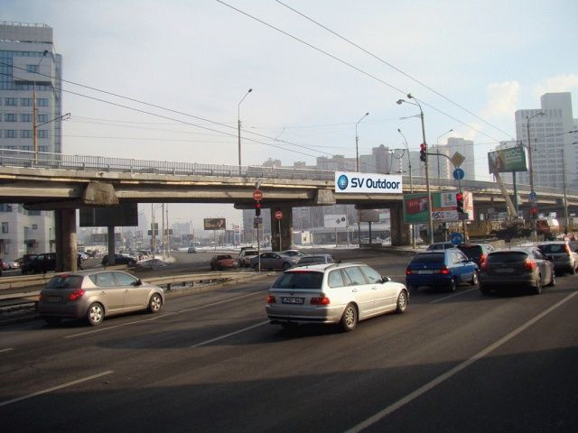 Міст 8x2,  Шляхопровід на перетині просп. Науки та магістралі безперервного руху, до Південного мосту