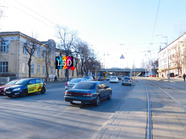 Цифрова панель 3.14x2.3,  Кирилівська (Фрунзе) вул. 107